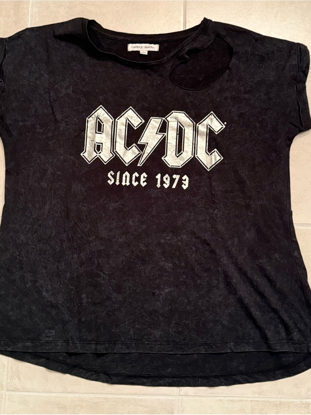 NWOT Capsule AC/DC Distressed Tee 2x 3X